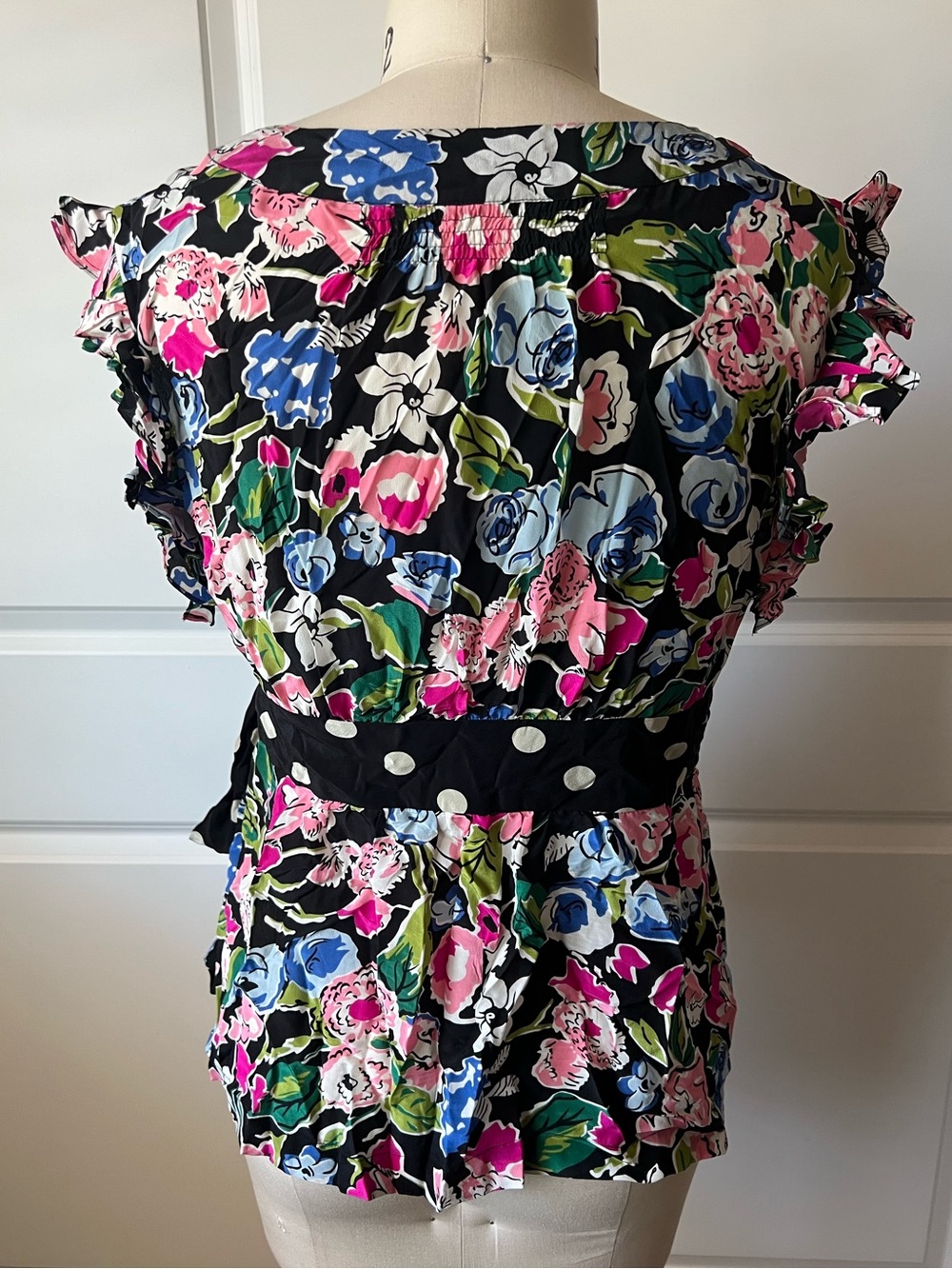 Silk Odille Anthropologie Floral Wrap Blouse with Ruffle Sleeve & Polka Dot Belt - Picture 2 of 8
